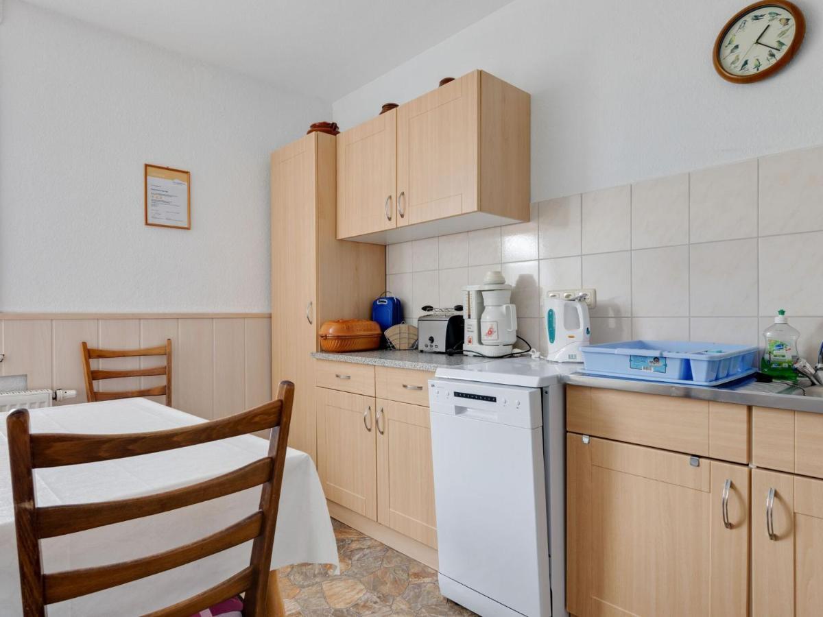 Cozy Apartment In Altenfeld With Garden Exteriör bild