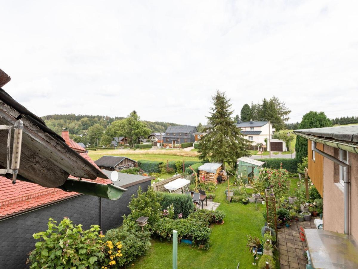 Cozy Apartment In Altenfeld With Garden Exteriör bild
