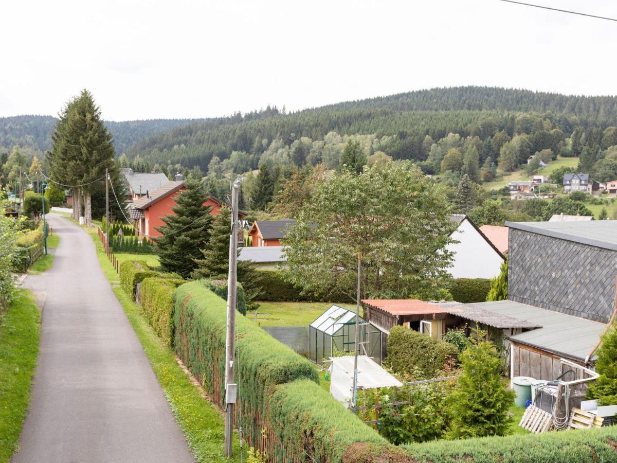 Cozy Apartment In Altenfeld With Garden Exteriör bild