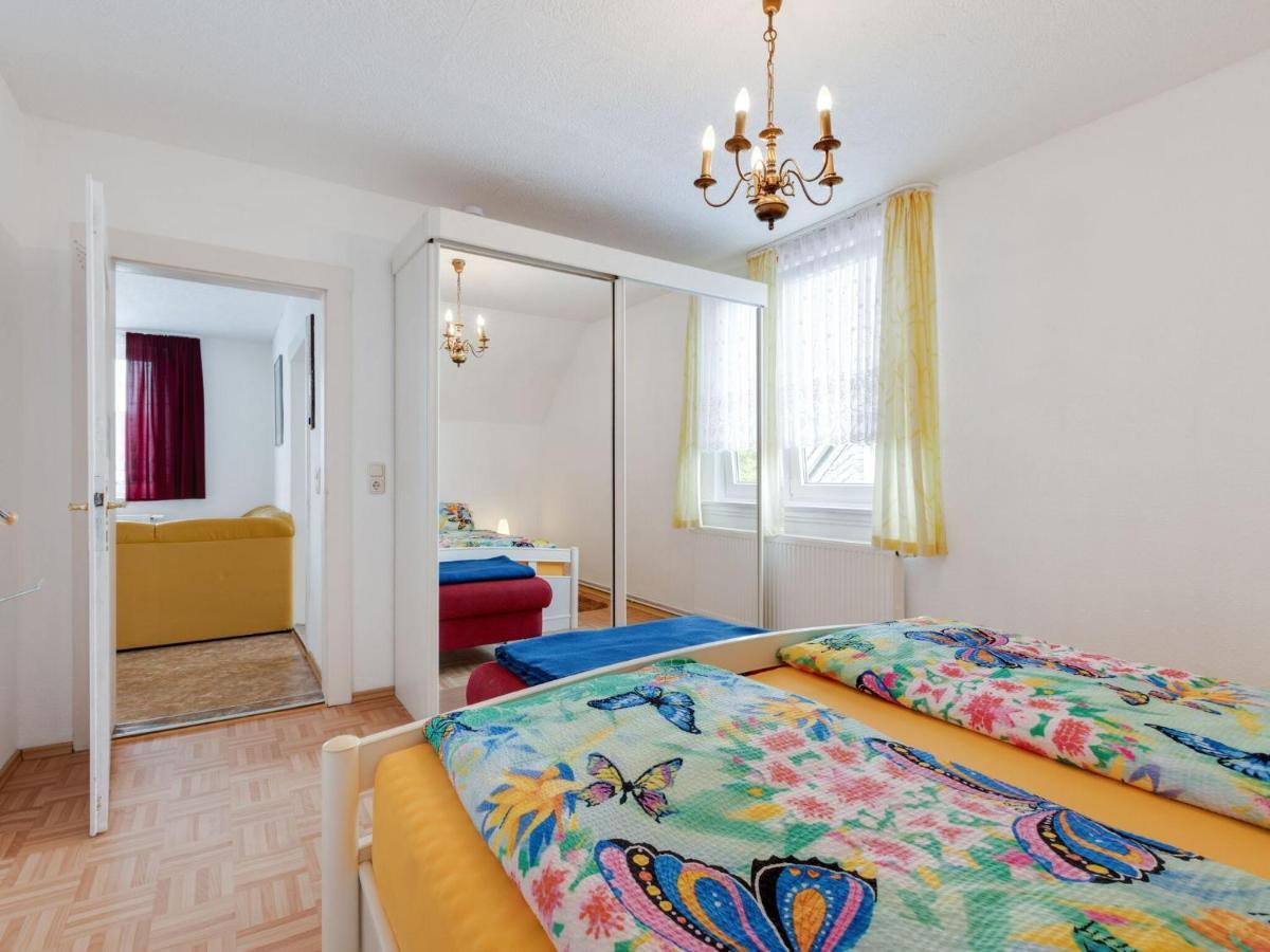 Cozy Apartment In Altenfeld With Garden Exteriör bild